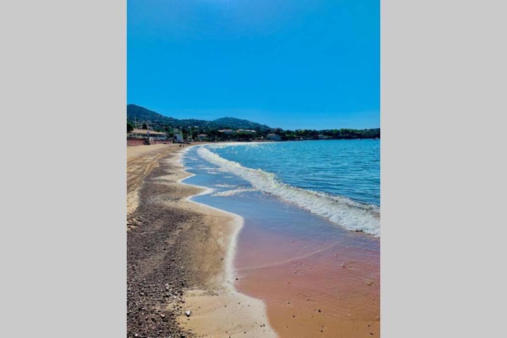Superbe 4 Couchages Avec Terrasse - Clim - 50M De La Mer Saint-Raphaël Εξωτερικό φωτογραφία